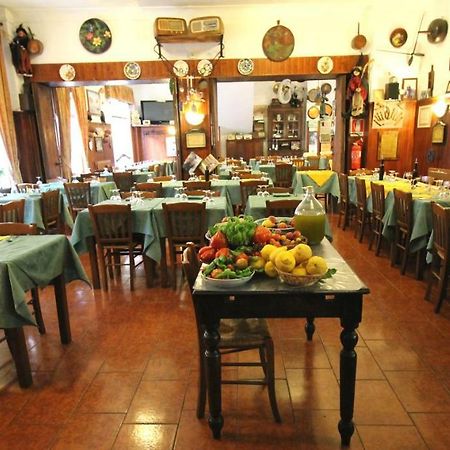 Albergo Santo Spirito Molini di Triora Exterior foto